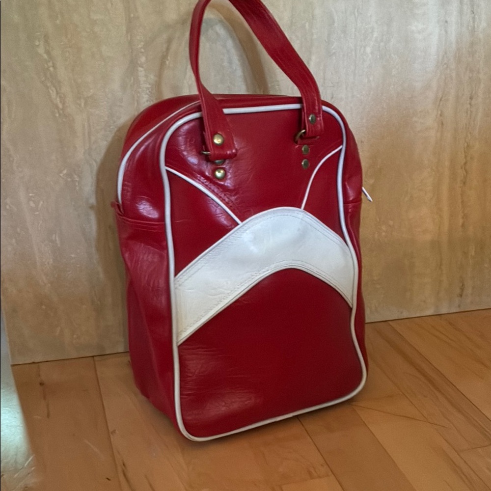 Vintage Purse Red & White Y2K tree Hill Vibe Bowling Hand Bag - Picture 1 of 16